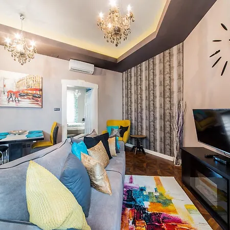 A43 Apartament